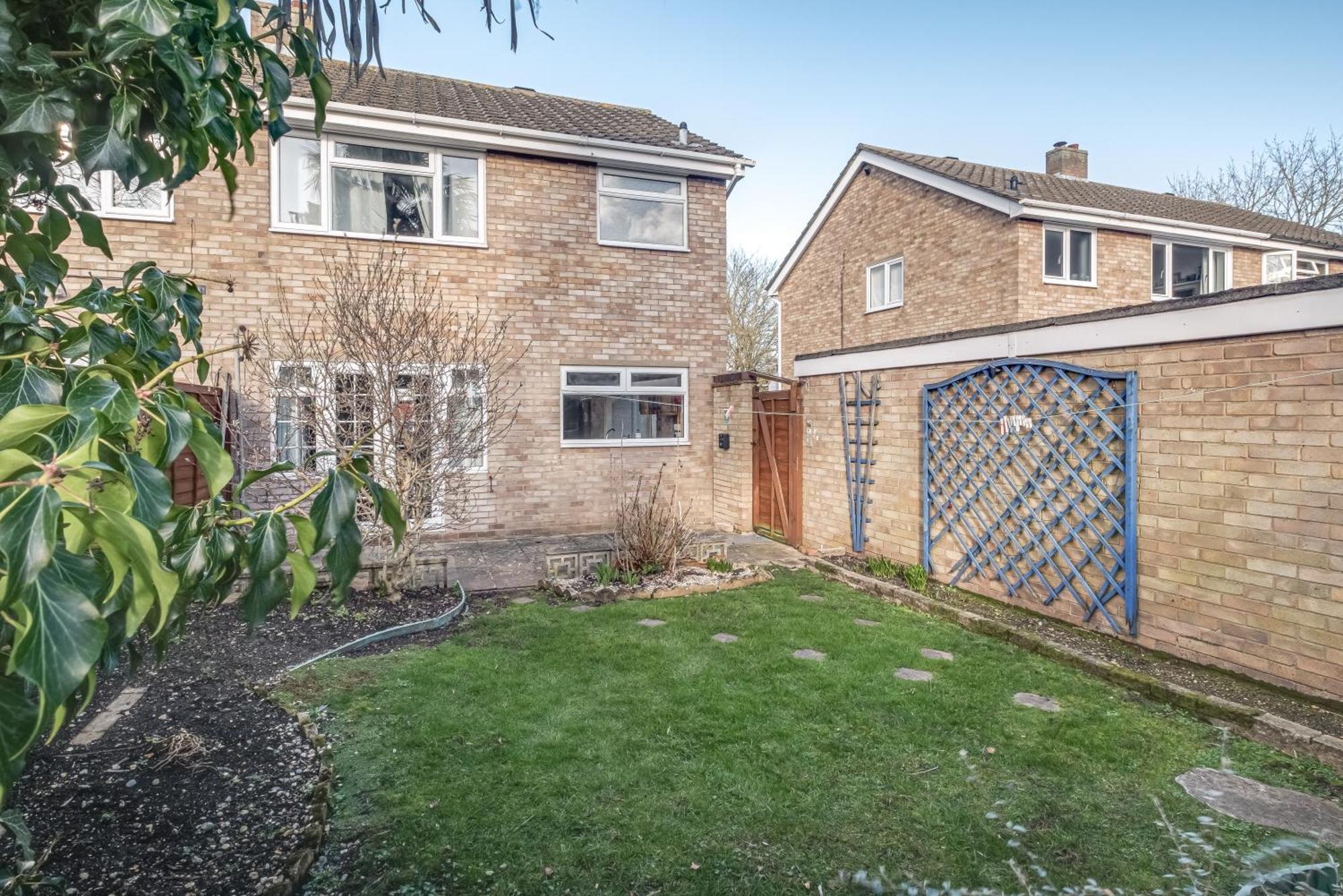 Comfy And Freshly Redecorated Home By Our Home Short Stays Close To Town Centre With Free Parking Bedford Luaran gambar