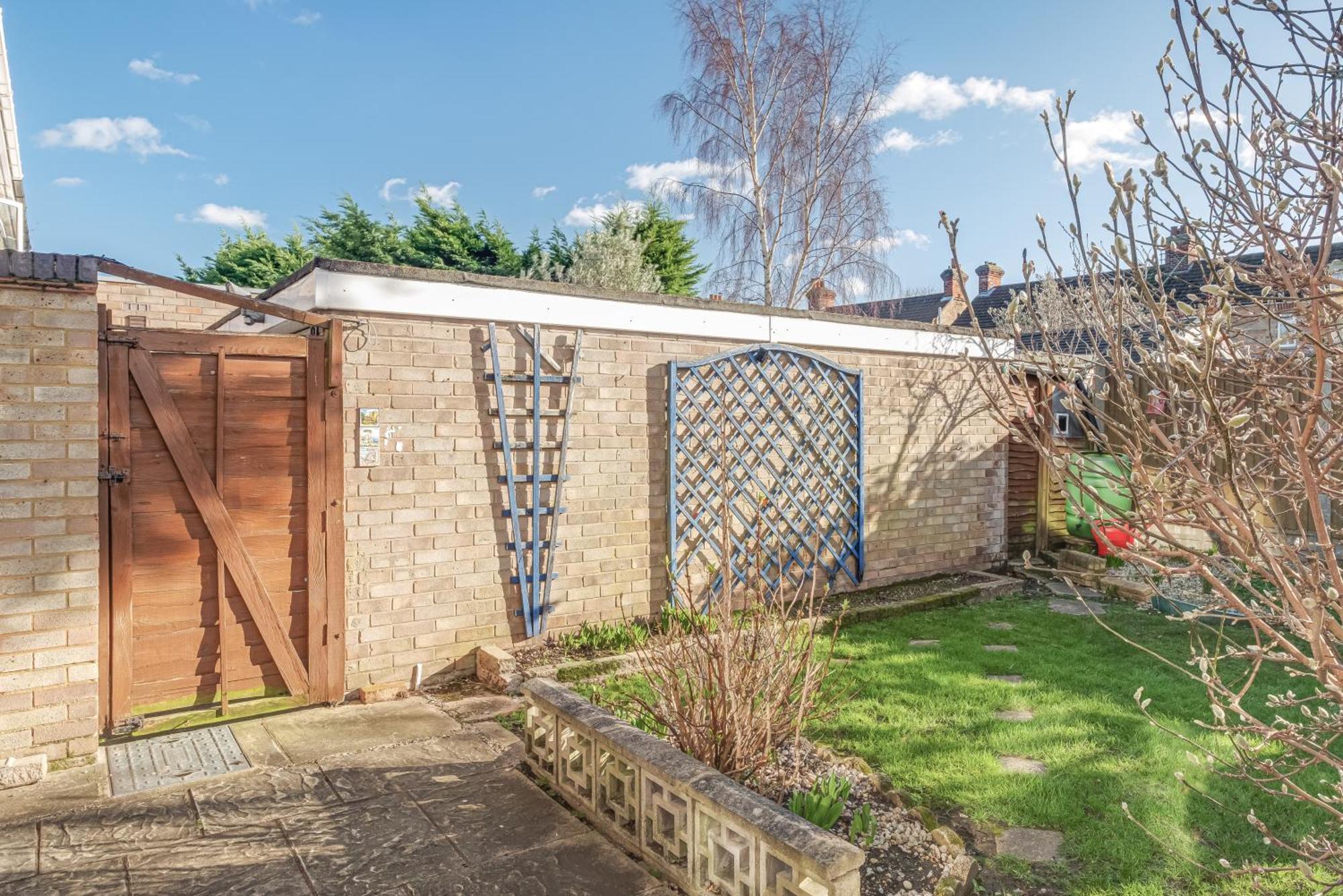 Comfy And Freshly Redecorated Home By Our Home Short Stays Close To Town Centre With Free Parking Bedford Luaran gambar